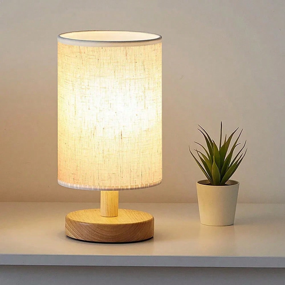 Decor Lighting Lamps - モダンな北欧風の木製と布製の装飾テーブルランプ。寝室のベッドサイド照明、書斎、またはゲストハウスの小さなLEDナイトライトとして最適です。 優れた室内照明として最適で、クリスマスにもぴったりです。SR260327144401643282873